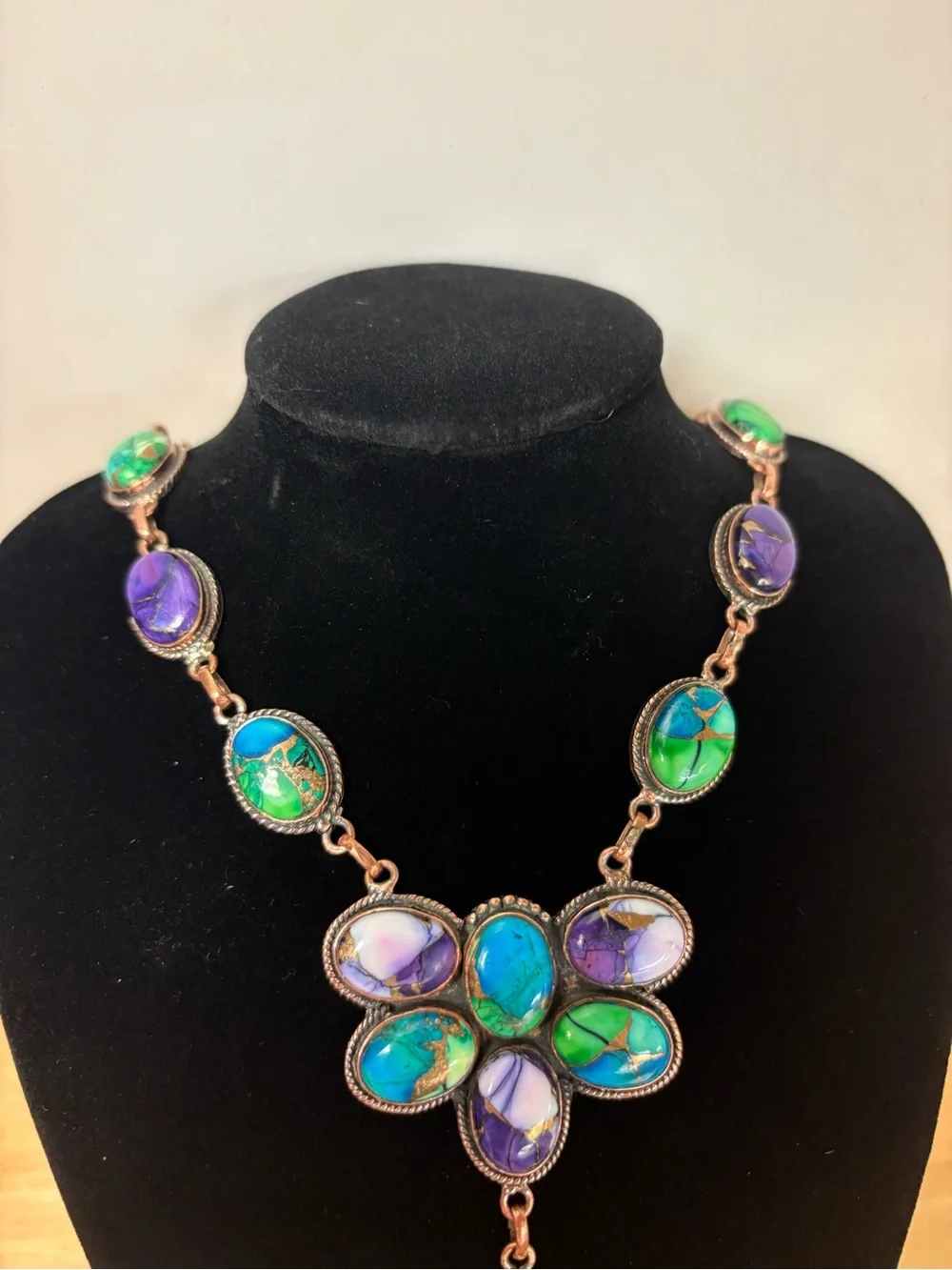 Handcrafted Green & Purple turquoise Dahlia Naja Necklace